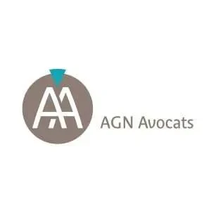 Logo de AGN Avocats avec les lettres "AA" stylisées et un triangle bleu.